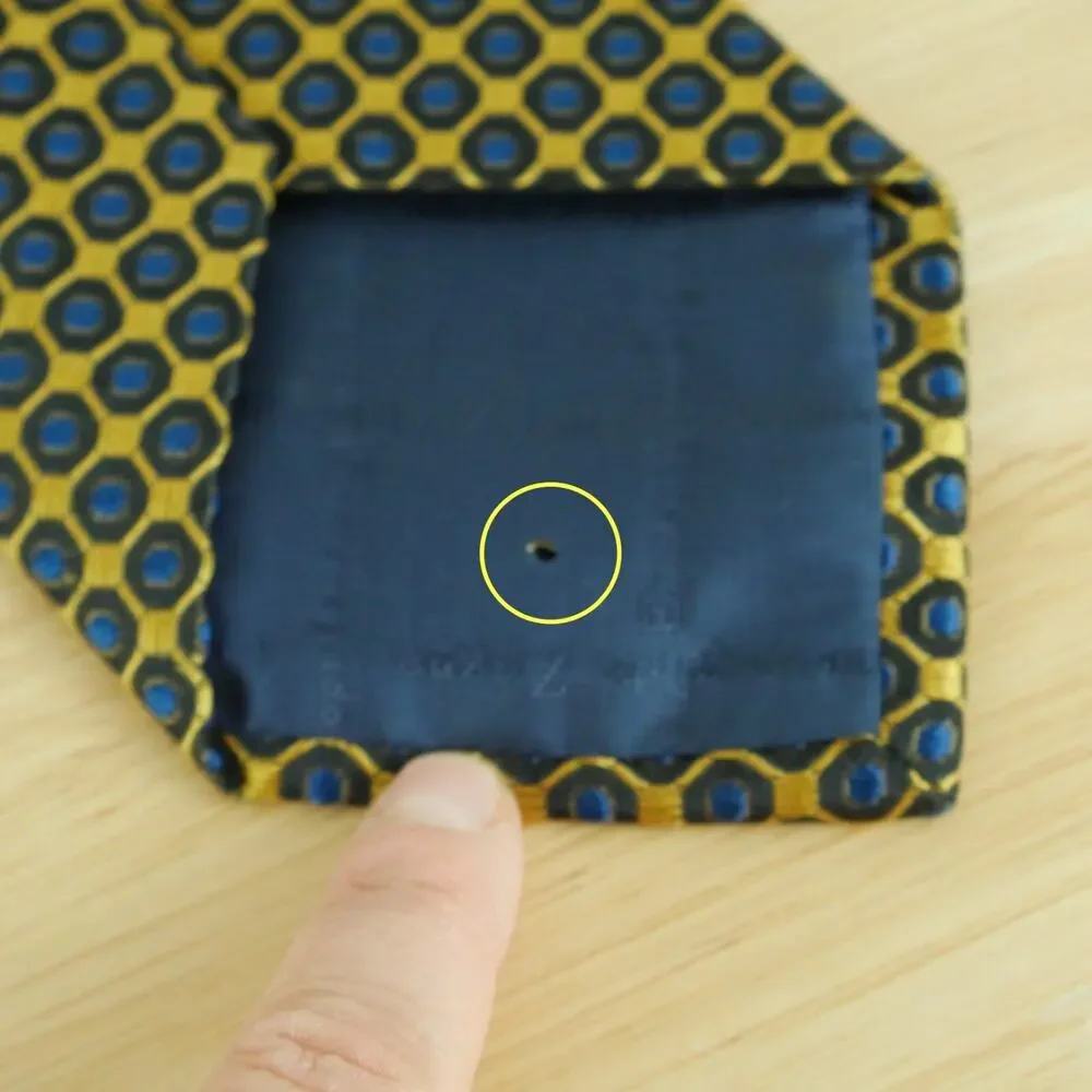 Ermenegildo Zegna 100% Silk Tie Jacquard Gold Blue Dot print 55
